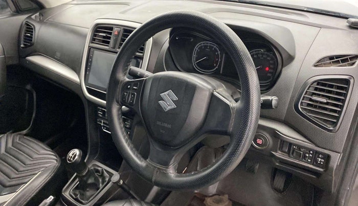 2021 Maruti Vitara Brezza VXI, Petrol, Manual, 20,174 km, Steering wheel - Sound system control not functional