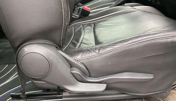 2017 Maruti Baleno ZETA CVT PETROL 1.2, Petrol, Automatic, 54,913 km, Driver Side Adjustment Panel