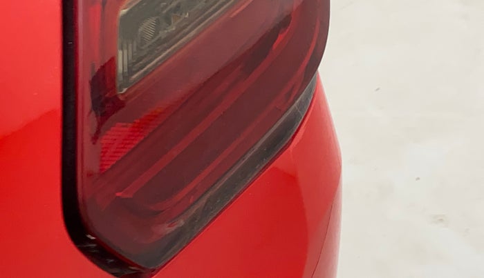 2020 Maruti Swift LXI, Petrol, Manual, 36,320 km, Right tail light - Minor damage