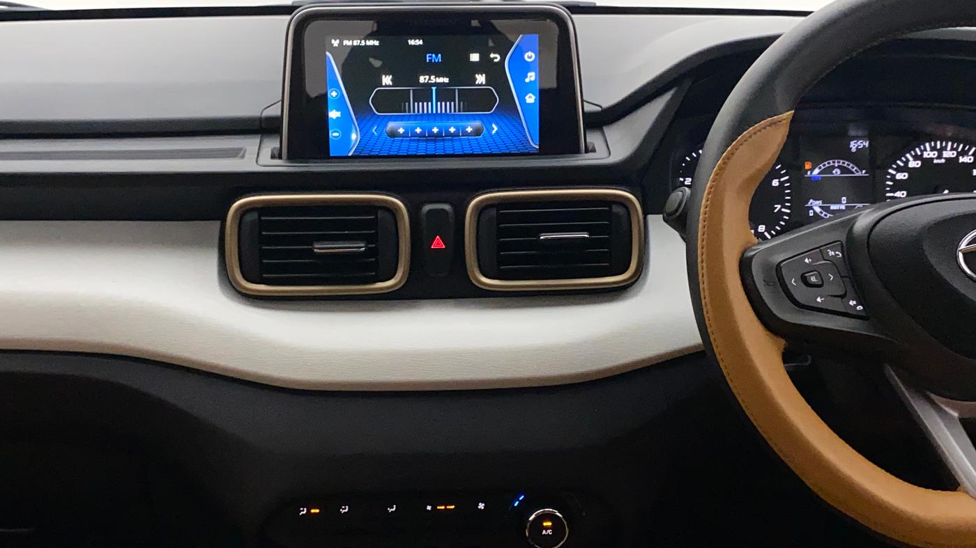 2023 Tata PUNCH ACCOMPLISHED MT, Petrol, Manual, 14,718 km, Air Conditioner
