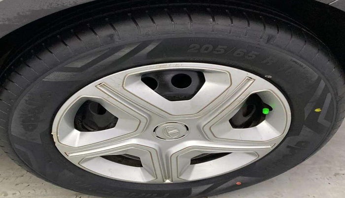 2021 Tata NEXON XM PETROL, Petrol, Manual, 66,673 km, Left rear tyre - Tyre wear