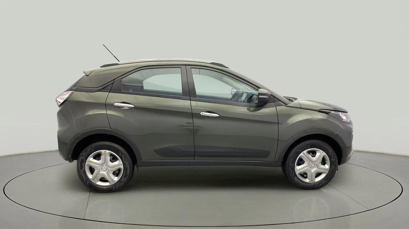 2021 Tata NEXON XM PETROL, Petrol, Manual, 66,673 km, Right Side View
