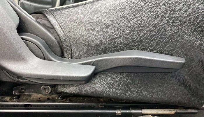 2020 Maruti Baleno ZETA PETROL 1.2, Petrol, Manual, 71,427 km, Driver Side Adjustment Panel