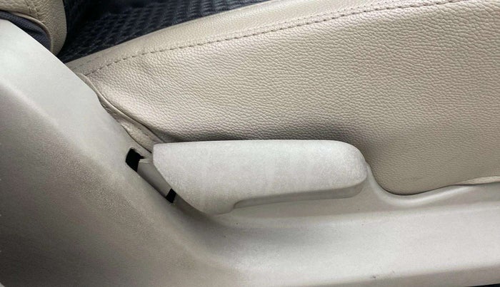 2016 Maruti Celerio ZXI AMT, Petrol, Automatic, 37,592 km, Driver Side Adjustment Panel