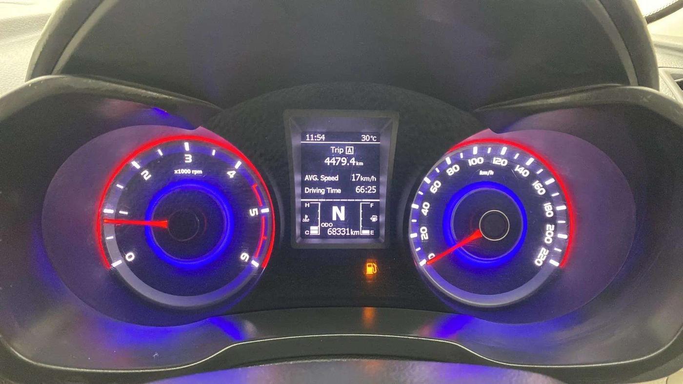 2020 Mahindra XUV300 W8 (O) 1.5 DIESEL AMT, Diesel, Automatic, 68,617 km, Odometer Image