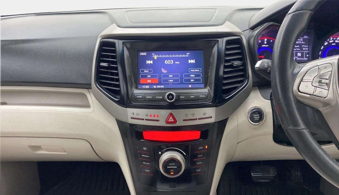 2020 Mahindra XUV300 W8 (O) 1.5 DIESEL AMT, Diesel, Automatic, 68,617 km, Air Conditioner