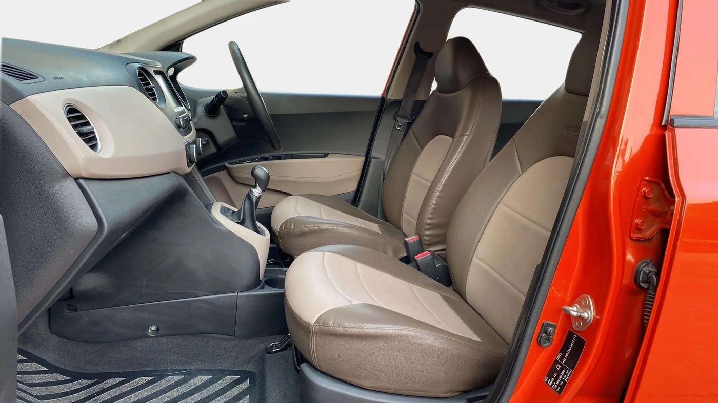 2019 Hyundai Grand i10 ASTA 1.2 KAPPA VTVT, Petrol, Manual, 21,231 km, Right Side Front Door Cabin