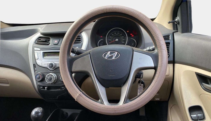 2016 Hyundai Eon SPORTZ, Petrol, Manual, 18,351 km, Steering Wheel Close Up