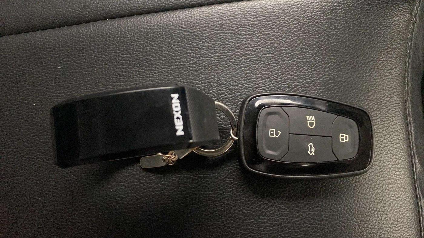 2021 Tata NEXON XZA PLUS PETROL, Petrol, Automatic, 6,845 km, Key Close Up
