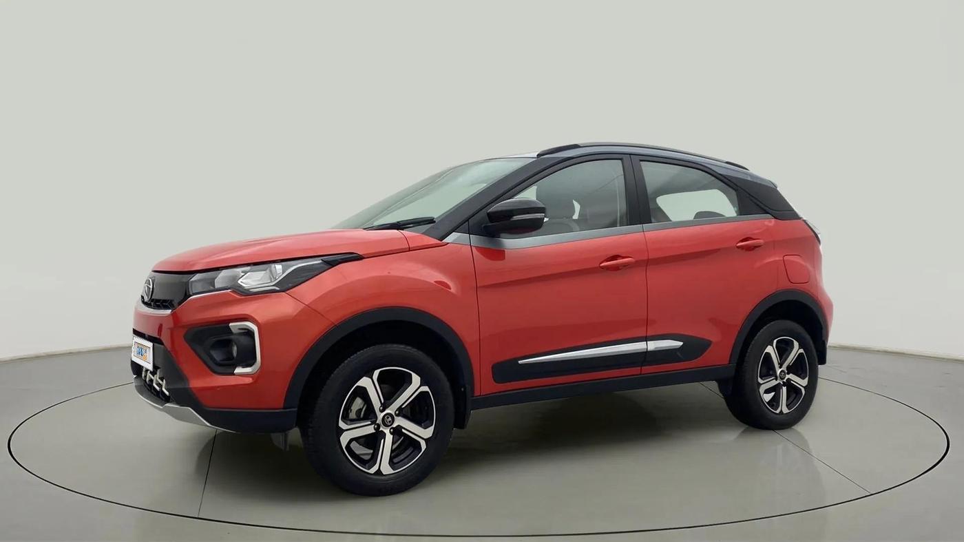 2021 Tata NEXON XZA PLUS PETROL, Petrol, Automatic, 6,845 km, Left Front Diagonal