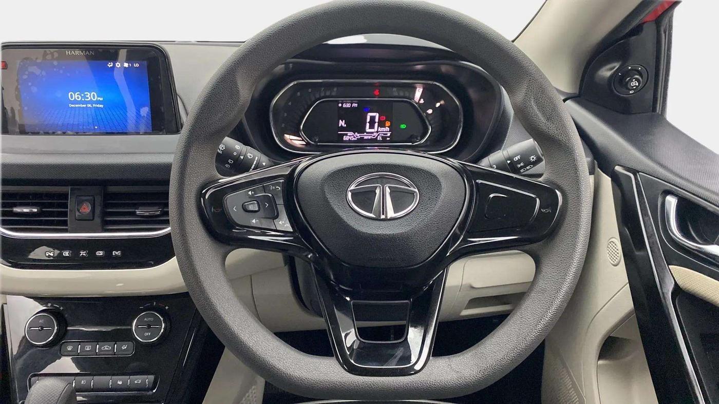 2021 Tata NEXON XZA PLUS PETROL, Petrol, Automatic, 6,845 km, Steering Wheel Close Up