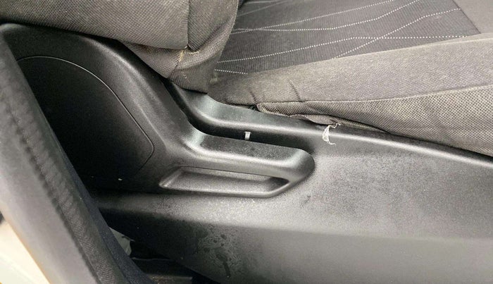2020 Tata Tiago XT PETROL, Petrol, Manual, 23,659 km, Driver Side Adjustment Panel
