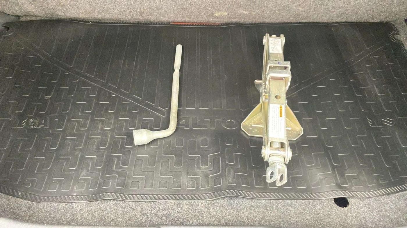 2018 Maruti Alto K10 VXI (O) AMT, Petrol, Automatic, 21,427 km, Boot Inside