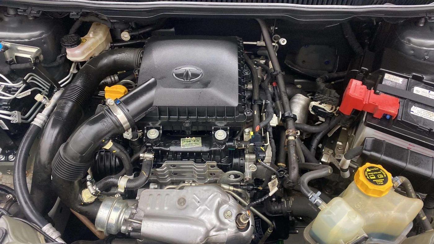 2023 Tata NEXON PURE 1.2 PETROL, Petrol, Manual, 11,301 km, Open Bonet