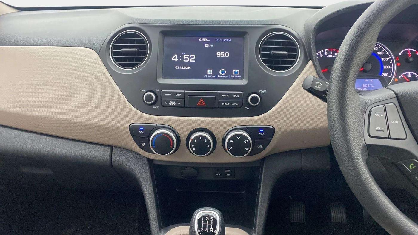 2019 Hyundai Grand i10 SPORTZ 1.2 KAPPA VTVT, Petrol, Manual, 28,443 km, Air Conditioner