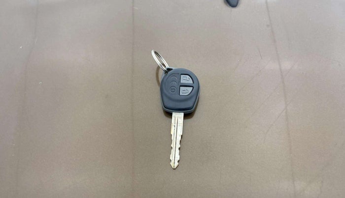 2017 Maruti Ciaz DELTA DIESEL 1.3, Diesel, Manual, 61,533 km, Key Close Up