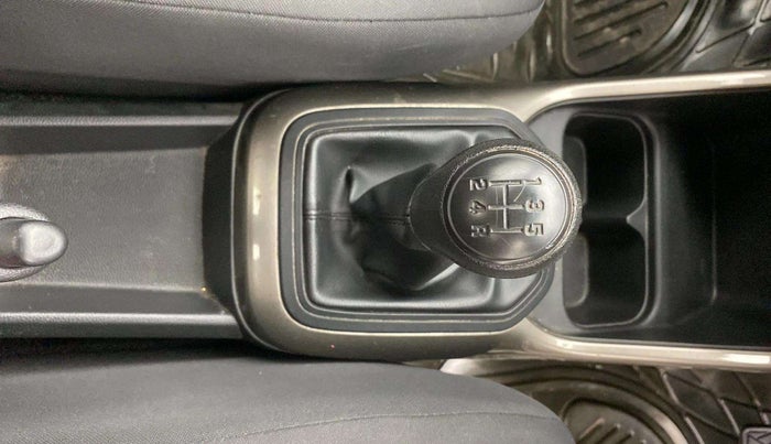 2019 Maruti IGNIS SIGMA 1.2, Petrol, Manual, 18,054 km, Gear Lever