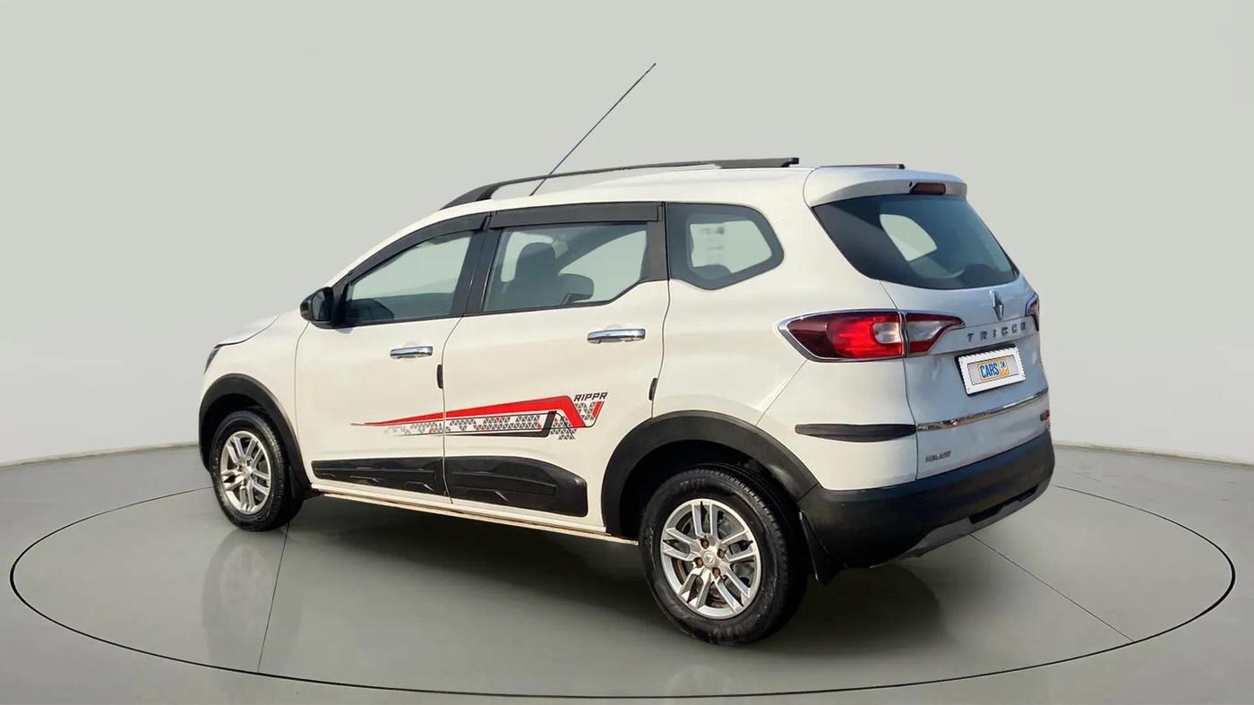 2021 Renault TRIBER RXT, Petrol, Manual, 35,389 km, Left Back Diagonal
