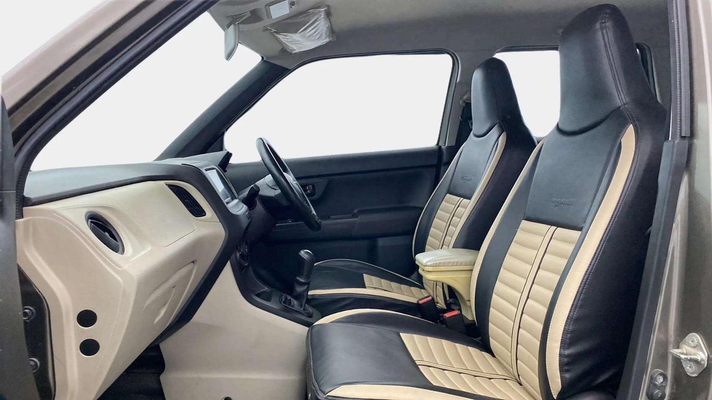 2020 Maruti New Wagon-R LXI 1.0, Petrol, Manual, 22,288 km, Right Side Front Door Cabin