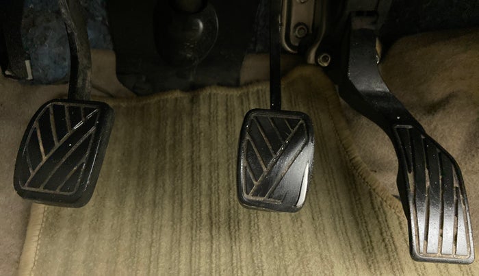 2014 Maruti Swift Dzire VDI BS IV, Diesel, Manual, 50,220 km, Pedals