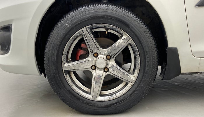 2014 Maruti Swift Dzire VDI BS IV, Diesel, Manual, 50,220 km, Left Front Wheel