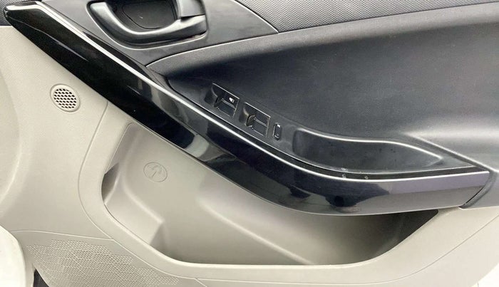 2019 Tata NEXON XM PETROL, Petrol, Manual, 49,666 km, Driver Side Door Panels Control