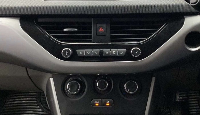 2019 Tata NEXON XM PETROL, Petrol, Manual, 49,666 km, AC Unit - Directional switch has minor damage