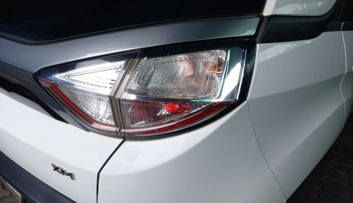 2019 Tata NEXON XM PETROL, Petrol, Manual, 49,666 km, Right tail light - Minor scratches