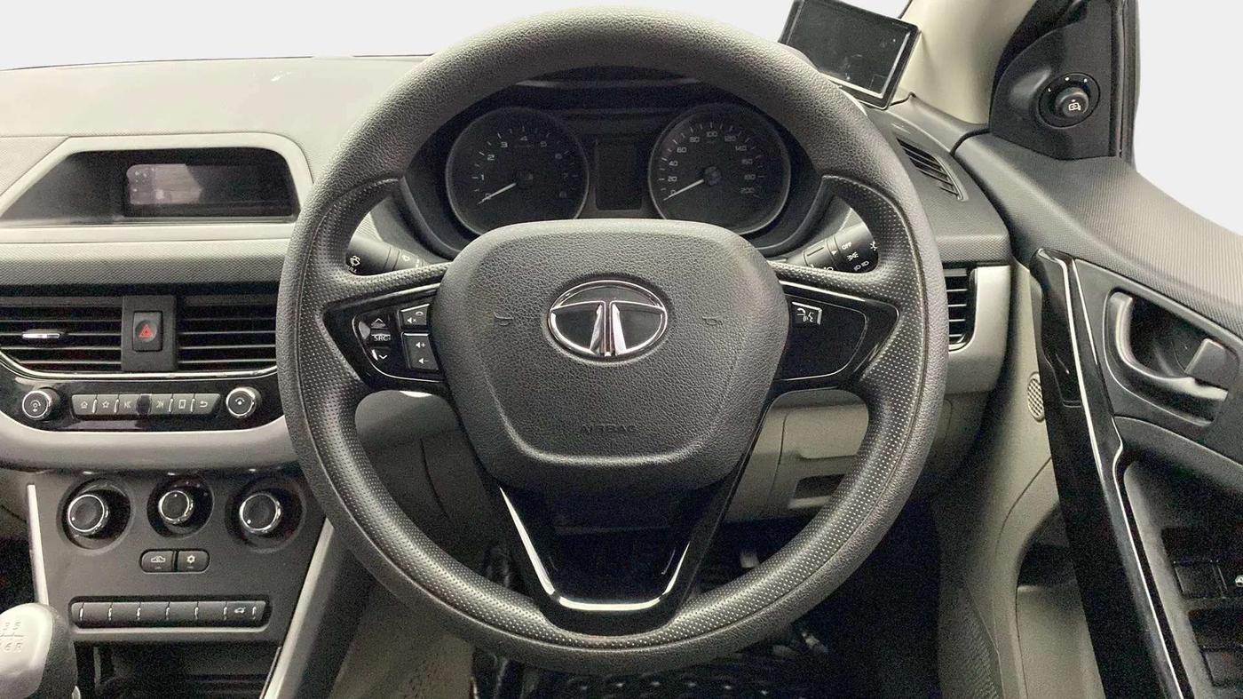 2019 Tata NEXON XM PETROL, Petrol, Manual, 49,666 km, Steering Wheel Close Up