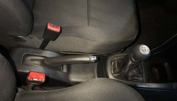 2014 Maruti Swift VXI, Petrol, Manual, 73,798 km, Gear Lever