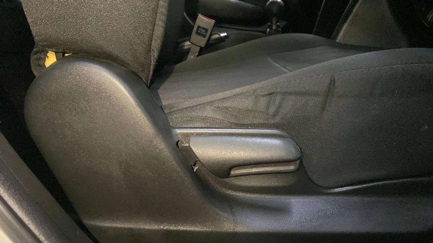 2014 Maruti Swift VXI, Petrol, Manual, 73,798 km, Driver Side Adjustment Panel