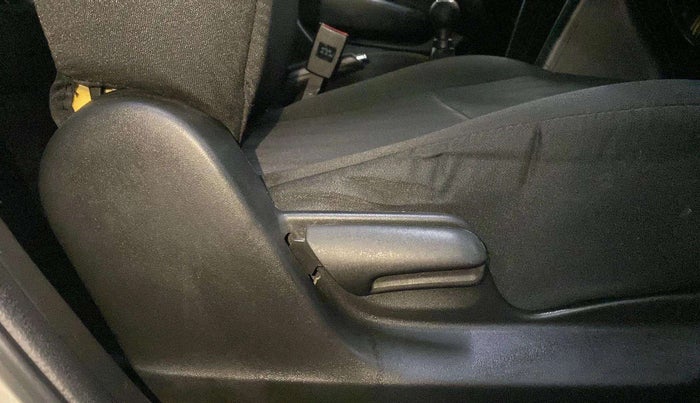 2014 Maruti Swift VXI, Petrol, Manual, 73,798 km, Driver Side Adjustment Panel
