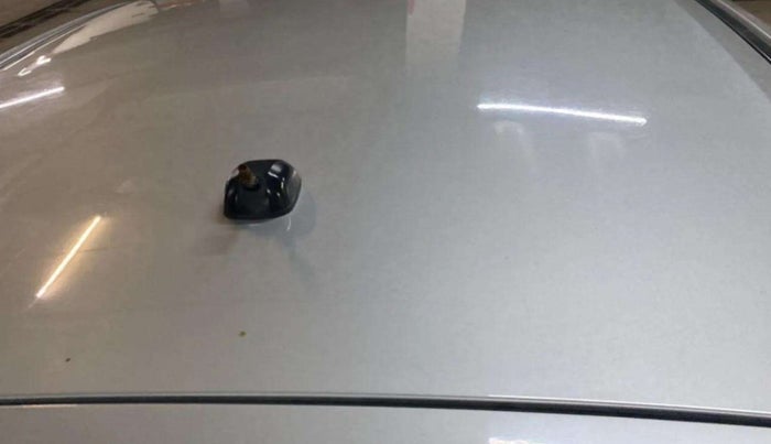 2014 Maruti Swift VXI, Petrol, Manual, 73,798 km, Roof - Antenna Broken