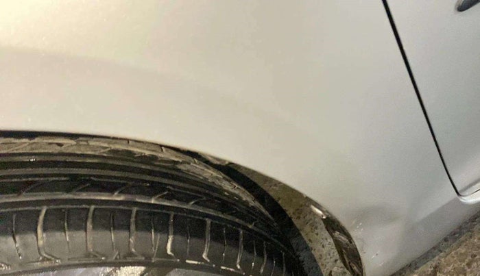 2014 Maruti Swift VXI, Petrol, Manual, 73,798 km, Left fender - Slightly dented