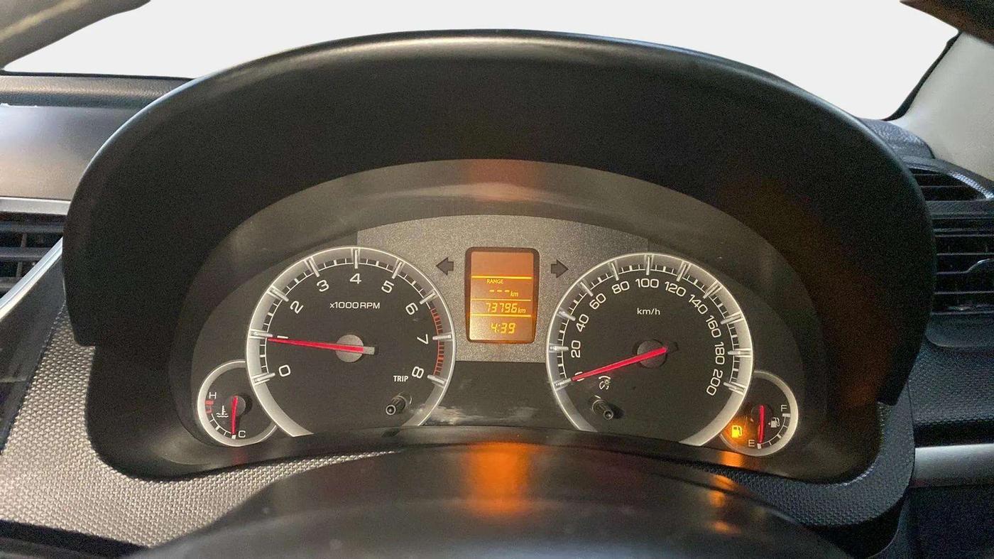 2014 Maruti Swift VXI, Petrol, Manual, 73,798 km, Odometer Image