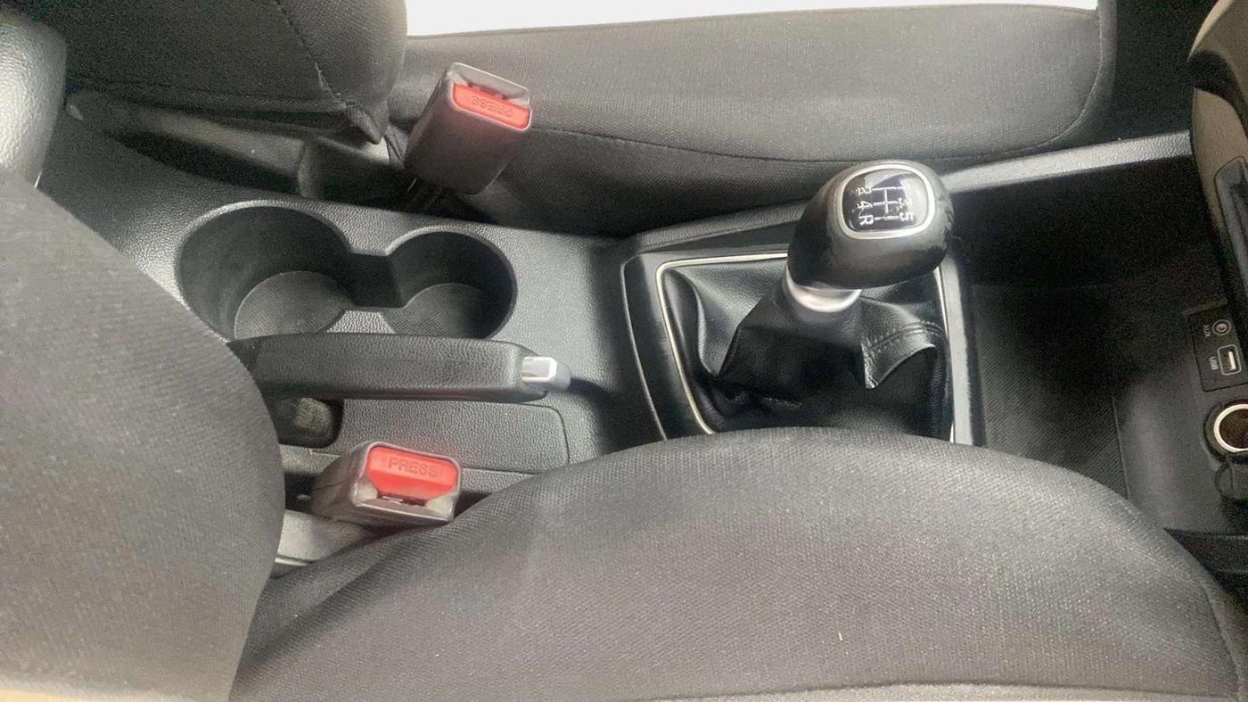 2015 Hyundai Elite i20 ASTA 1.2, Petrol, Manual, 73,261 km, Gear Lever