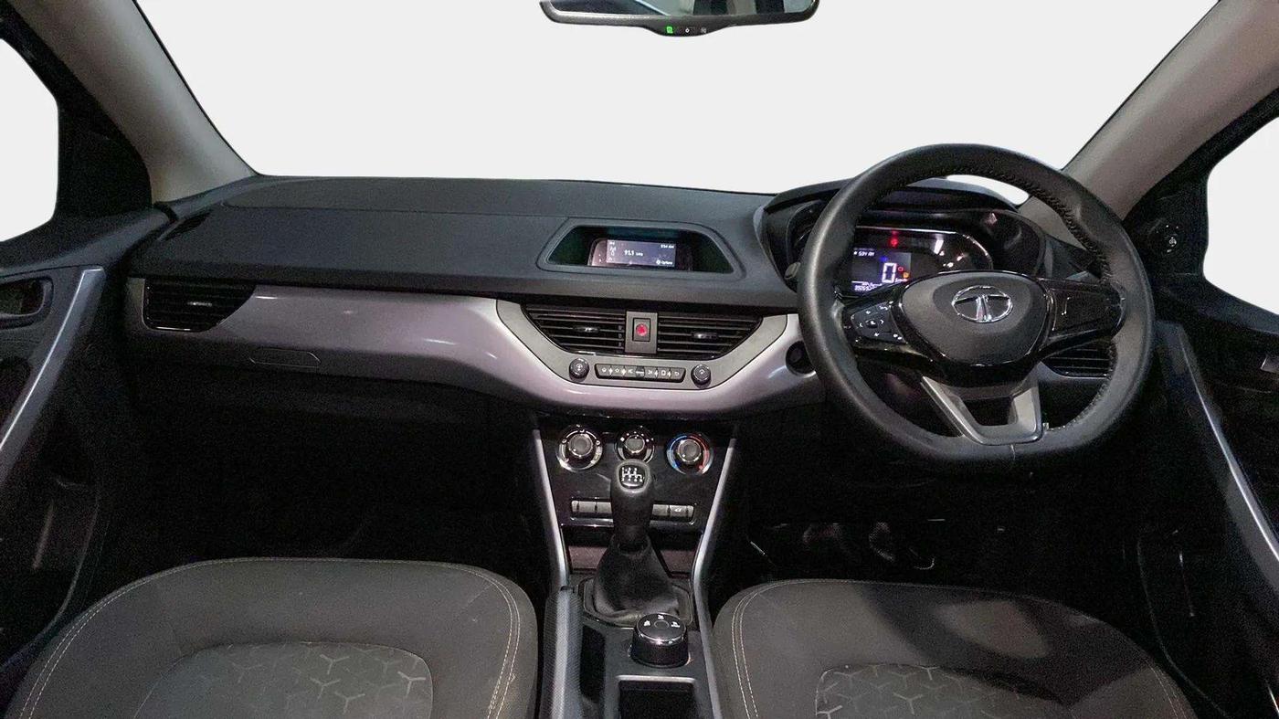 2021 Tata NEXON XM SUNROOF PETROL, Petrol, Manual, 39,498 km, Dashboard