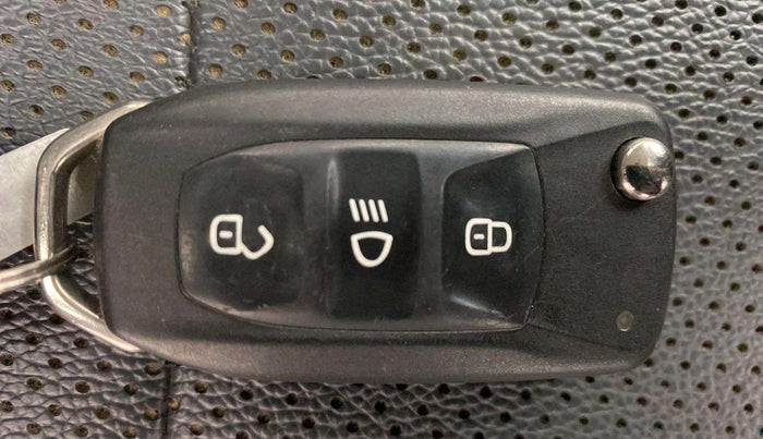 2019 Tata Tiago XZA PLUS PETROL, Petrol, Automatic, 50,984 km, Key Close Up