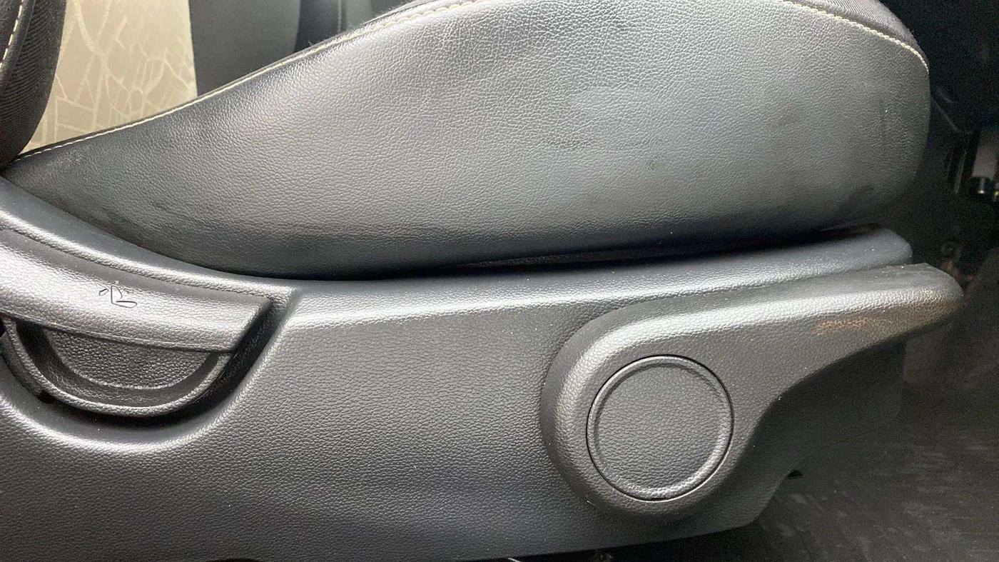 2016 Hyundai Grand i10 ASTA (O) 1.2 KAPPA VTVT, Petrol, Manual, 45,947 km, Driver Side Adjustment Panel
