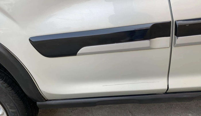 2021 Maruti S PRESSO VXI+, Petrol, Manual, 39,524 km, Right rear door - Minor scratches