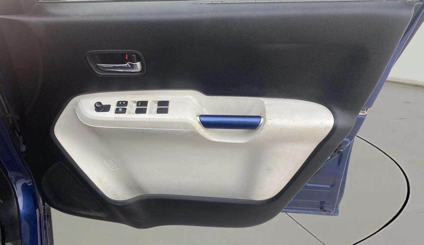 2020 Maruti IGNIS DELTA 1.2, Petrol, Manual, 65,583 km, Driver Side Door Panels Control