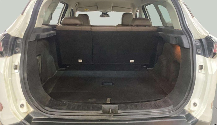 2019 Tata Harrier XZ 2.0L, Diesel, Manual, 1,00,231 km, Dicky (Boot door) - Parcel tray missing