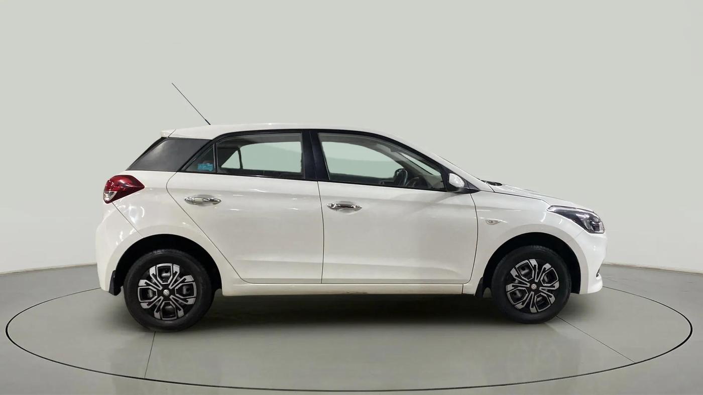 2017 Hyundai Elite i20 ERA 1.2, Petrol, Manual, 16,566 km, Right Side View
