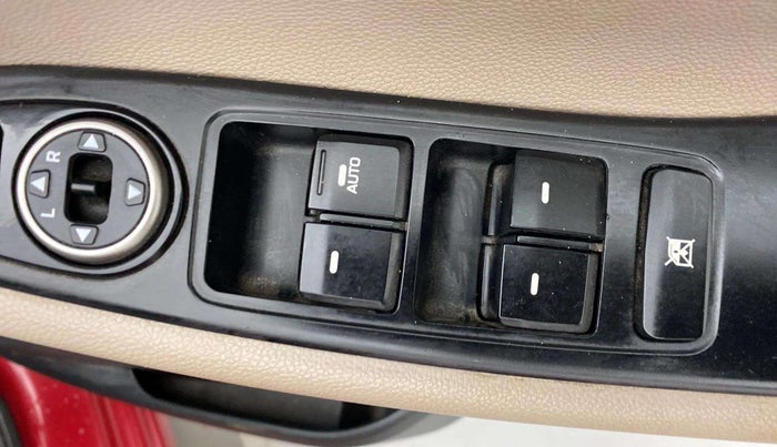2015 Hyundai Elite i20 ASTA 1.2, Petrol, Manual, 88,054 km, Right front window switch / handle - Minor damage
