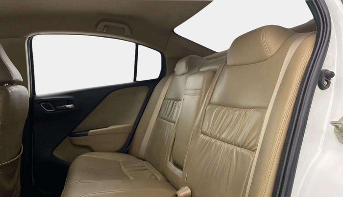 2017 Honda City 1.5L I-VTEC V MT, Petrol, Manual, 33,408 km, Right Side Rear Door Cabin