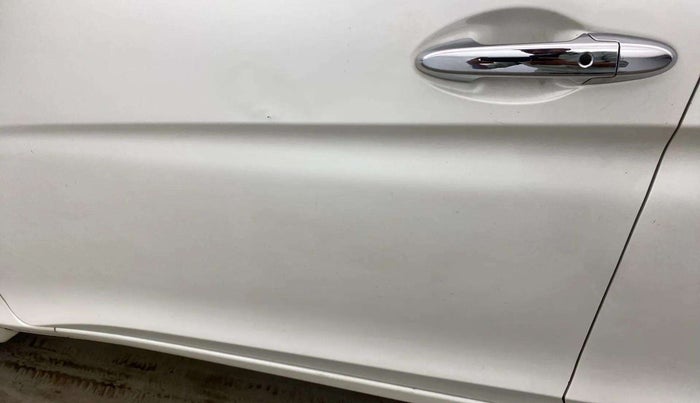 2017 Honda City 1.5L I-VTEC V MT, Petrol, Manual, 33,408 km, Front passenger door - Minor scratches