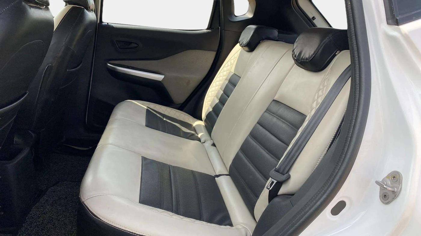 2021 Nissan MAGNITE XE, Petrol, Manual, 22,988 km, Right Side Rear Door Cabin