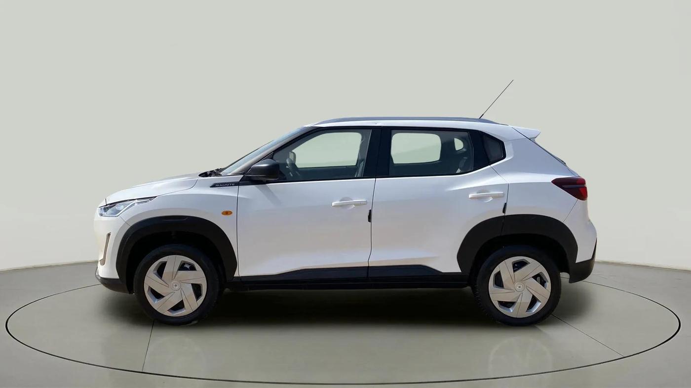 2021 Nissan MAGNITE XE, Petrol, Manual, 22,988 km, Left Side