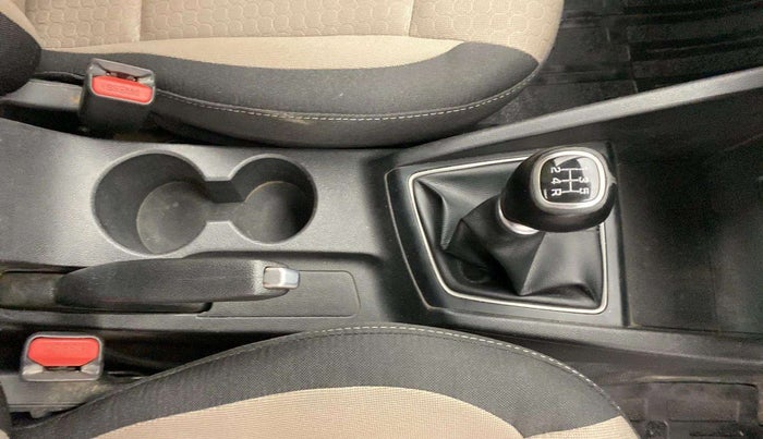 2016 Hyundai Elite i20 ASTA 1.2 (O), Petrol, Manual, 66,426 km, Gear Lever