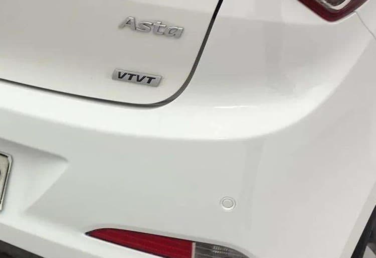 2016 Hyundai Elite i20 ASTA 1.2 (O), Petrol, Manual, 66,426 km, Rear bumper - Paint is slightly damaged